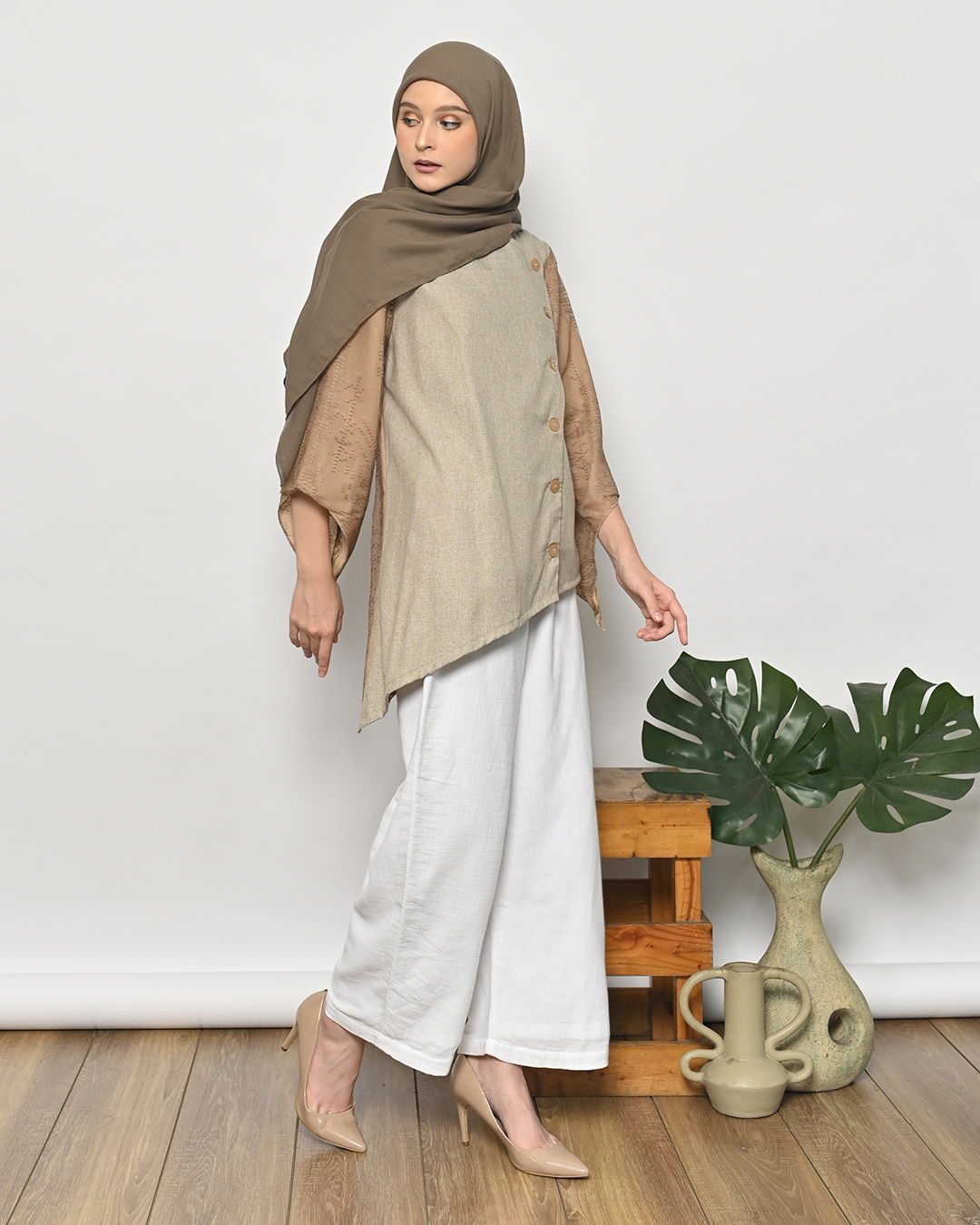 Ziara Top Coklat Muda - Image 2